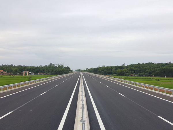 Long An xây thêm nhiều tuyến giao thông trọng điểm