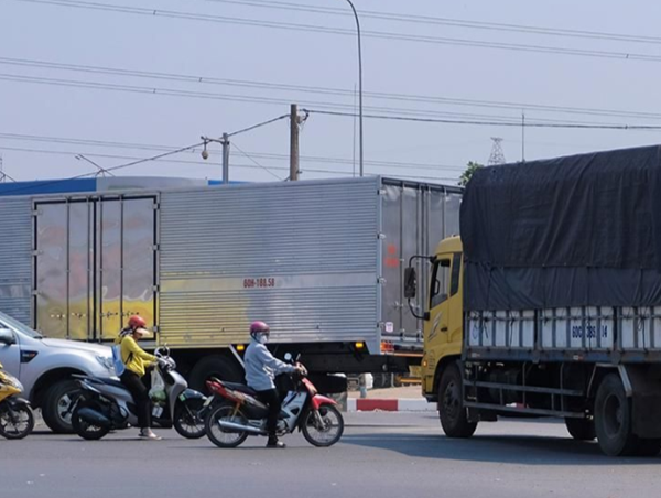 Đề xuất làm cầu vượt hoặc hầm chui ở vòng xoay Cổng 11 tại Đồng Nai