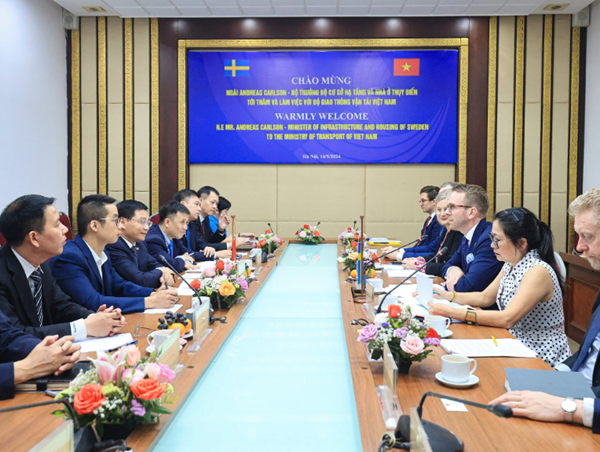 Việt Nam - Thụy Điển thống nhất mở đường bay thẳng là cần thiết