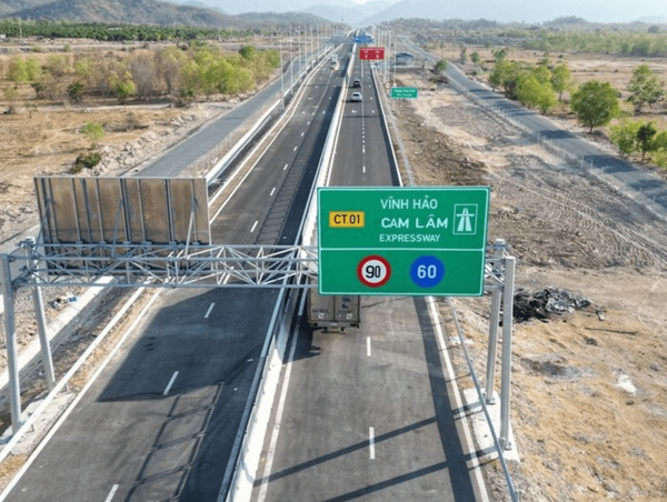 Chính thức thu phí cao tốc Cam Lâm - Vĩnh Hảo từ 0 giờ ngày 28/5