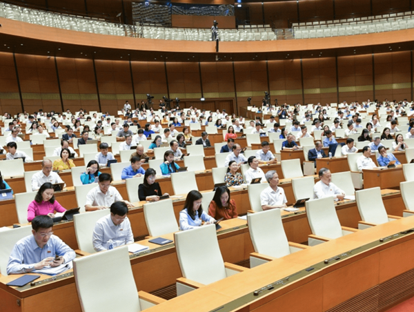 Cần có quy định bảo vệ những người giúp đỡ người bị tai nạn giao thông