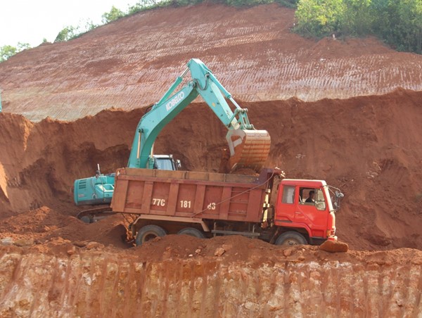 Nghiên cứu dùng đất chưa sử dụng cho sân bay Long Thành đắp cao tốc