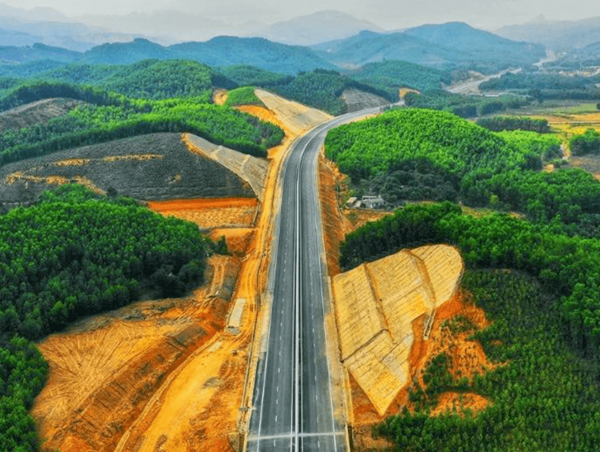 Sẽ khởi công cao tốc Bảo Lộc - Liên Khương vào tháng 12 tới