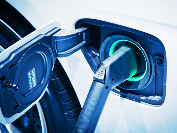 Phải đảm bảo an toàn điện, chống giật và có cảnh báo quá nhiệt đối với xe điện