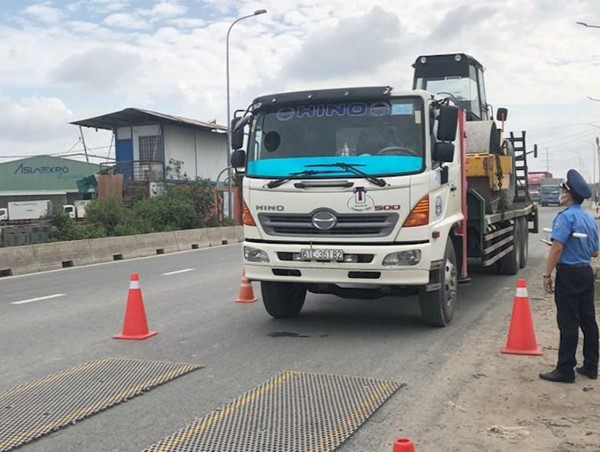 TP Hồ Chí Minh: Hơn 2.000 xe quá tải bị xử phạt trong 6 tháng thí điểm phạt nguội