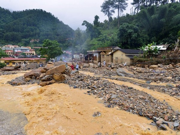 Cảnh giác với lũ quét, sạt lở ở vùng núi Bắc Bộ và Trung Bộ