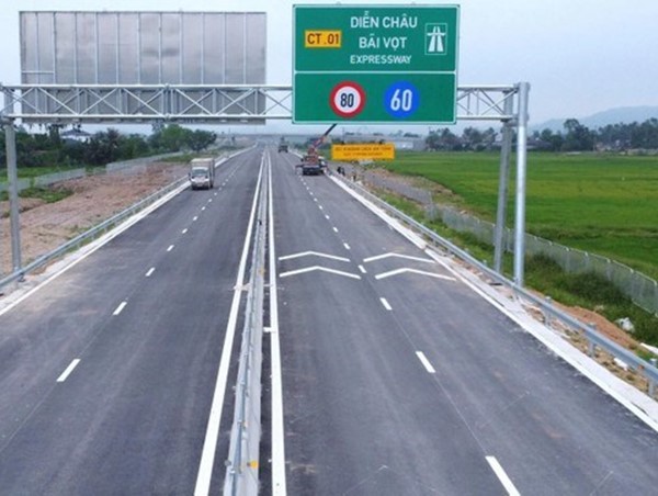 Dự kiến thu phí cao tốc Diễn Châu - Bãi Vọt từ 30/9