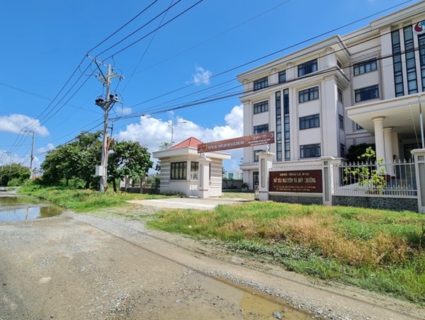 Con đường hư hỏng nhiều năm nhưng không được sửa chữa ở TP Cà Mau