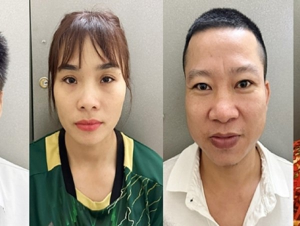 Manh mối từ gã xe ôm công nghệ, lật tẩy đường dây chuyên “chế” học bạ, bằng giả