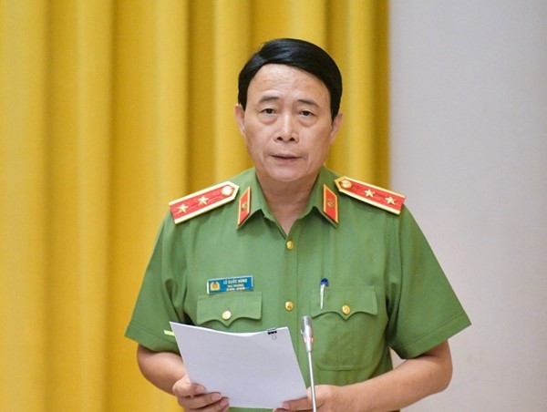 Thứ trưởng Bộ Công an: Trừ điểm giấy phép lái xe hoàn toàn tự động