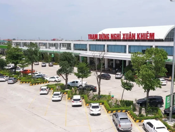 VEC kiến nghị bổ sung trạm sạc xe điện trên 5 tuyến cao tốc