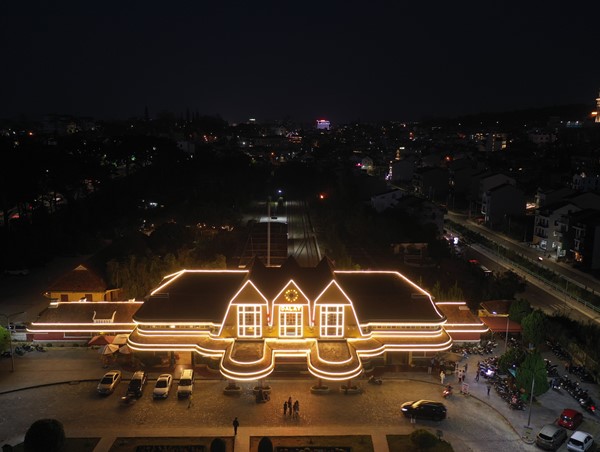 Đề xuất 150 tỷ đồng sửa chữa 3 nhà ga đường sắt kiến trúc Pháp