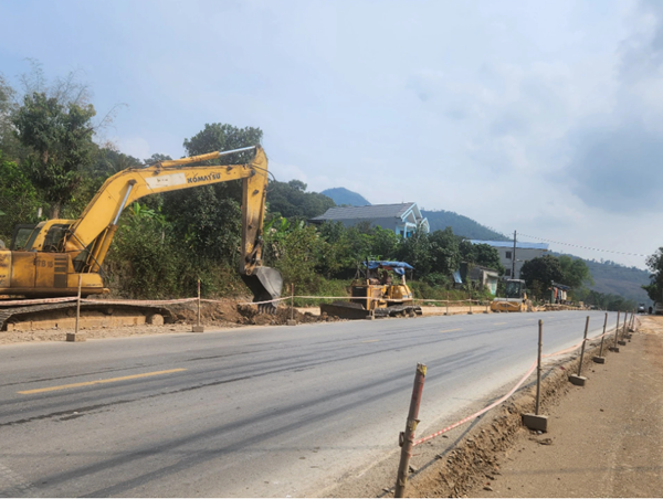 Thúc tiến độ giải phóng mặt bằng dự án nâng cấp QL6 đoạn tránh TP Hoà Bình