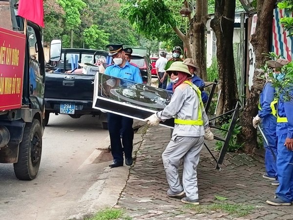 Huyện Sóc Sơn tập trung xử lý 150 vi phạm trật tự dọc tỉnh lộ 16