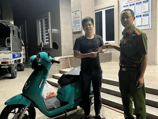 Kịp thời giúp đỡ nam thanh niên ngất xỉu giữa đường