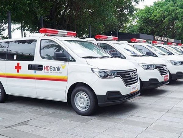 Đề xuất 10 đối tượng được miễn thu tiền dịch vụ sử dụng đường bộ