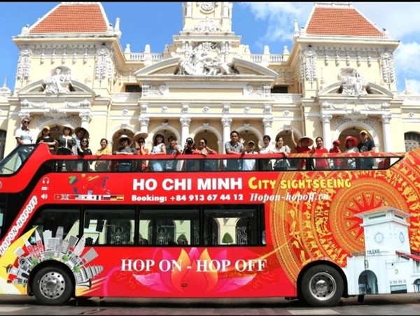 TP Hồ Chí Minh: Không đồng ý đề xuất độc quyền thí điểm xe buýt 2 tầng