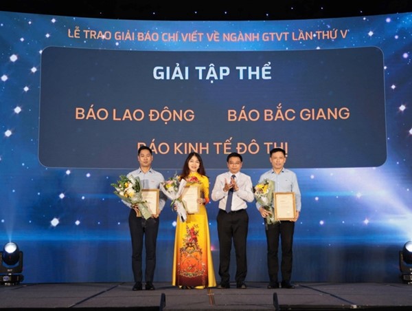 Báo Kinh tế & Đô thị đạt hai giải thưởng viết về ngành GTVT