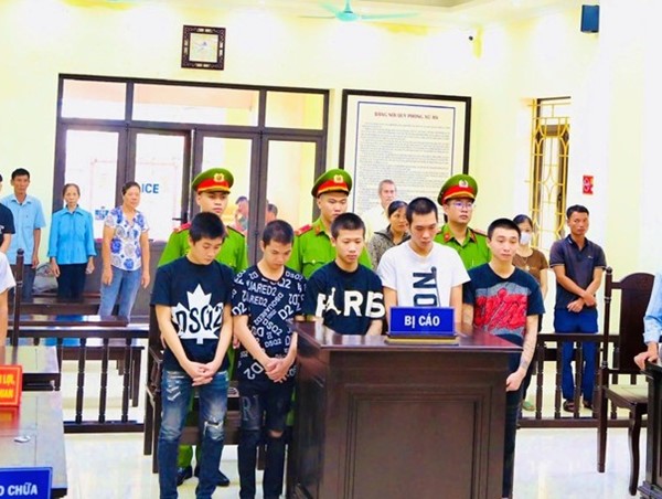 Nam Định: xét xử nhóm thanh, thiếu niên gây rối trật tự công cộng