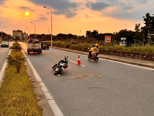 Hà Nội: tìm người biết thông tin vụ tai nạn trên đường An Dương Vương ngày 2/9