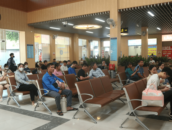 Thấy gì từ nhu cầu đi lại của người dân dịp lễ 2/9?