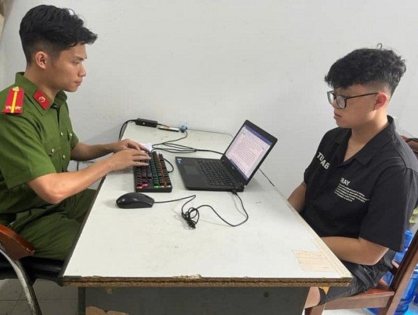 Bắt đối tượng tấn công và cướp điện thoại của tài xế taxi ở Vĩnh Phúc