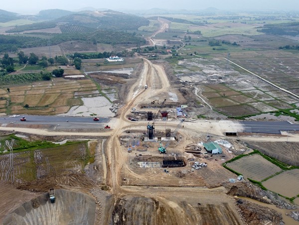 Cao tốc Khánh Hòa - Buôn Ma Thuột tìm nhà thầu mới