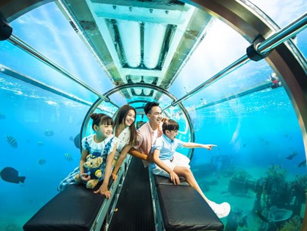 Gia hạn thí điểm hoạt động dịch vụ tàu lặn vịnh Nha Trang