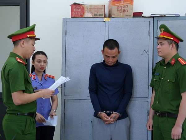 Khởi tố đối tượng tấn công lực lượng cảnh sát giao thông