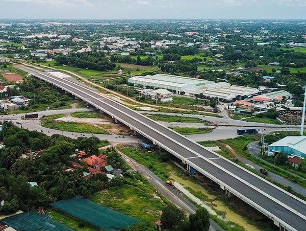 Đề xuất phương án giao thông khai thác tạm cao tốc Bến Lức - Long Thành từ tháng 11