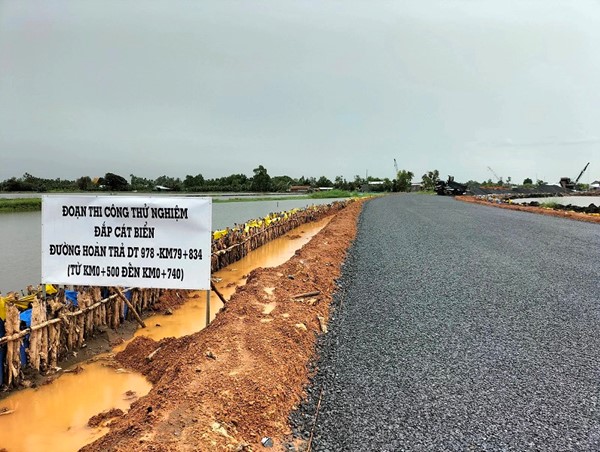 Sử dụng cát biển làm vật liệu đắp nền công trình giao thông là khả thi