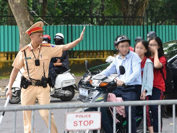 Hà Nội: phát hiện 942 trường hợp vi phạm giao thông trong ngày 23/10