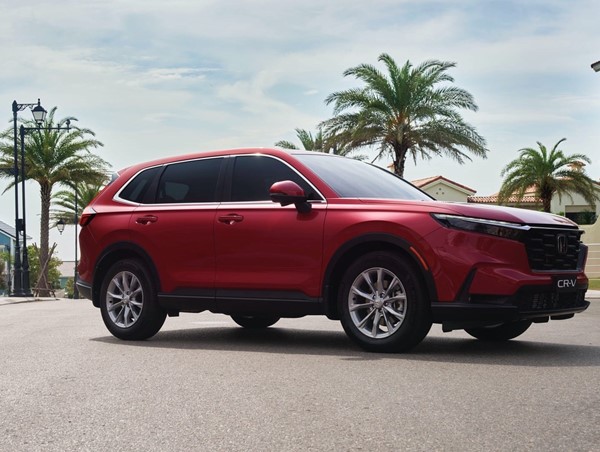 Honda Việt Nam triệu hồi hơn 11.000 ô tô CR-V và Civic để sửa phụ tùng thước lái