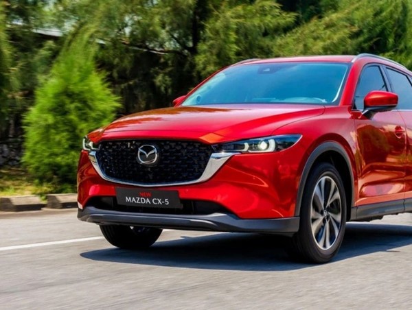 Cập nhật bảng giá xe ô tô hãng Mazda tháng 11/2024