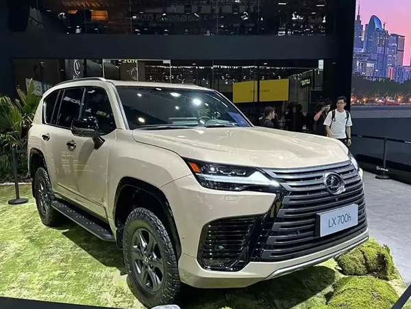 Ra mắt mẫu SUV hạng sang Lexus LX 700h 2025