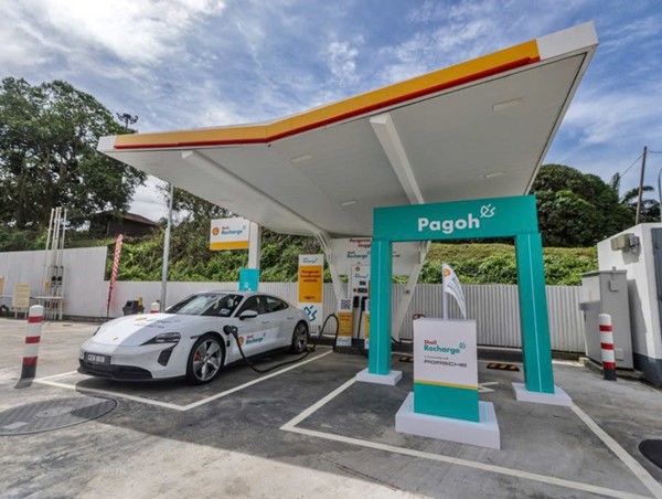 Malaysia khẳng định tham vọng dẫn đầu xe điện khu vực