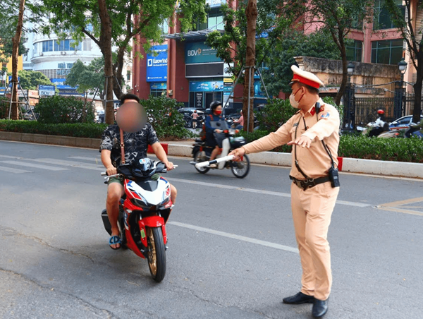 Hà Nội: phát hiện 883 trường hợp vi phạm giao thông ngày 29/11