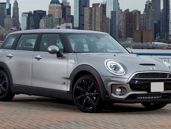 Cập nhật bảng giá xe ô tô hãng Mini tháng 12/2024