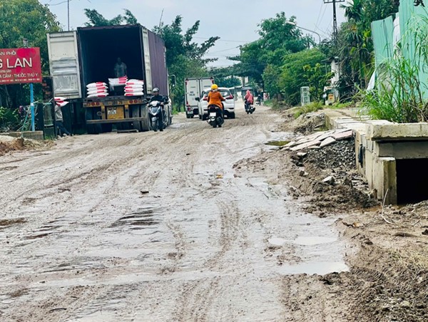 Lãnh đạo tỉnh Quảng Nam thúc tiến độ dự án đường 14E