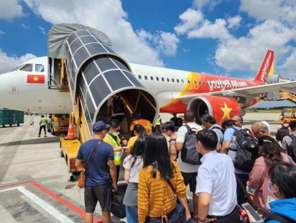 Hà Nội - TP Hồ Chí Minh lọt top 4 đường bay nội địa bận rộn nhất thế giới