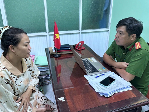 Bắt khẩn cấp đối tượng đánh nữ nhân viên gác chắn tàu gãy mũi