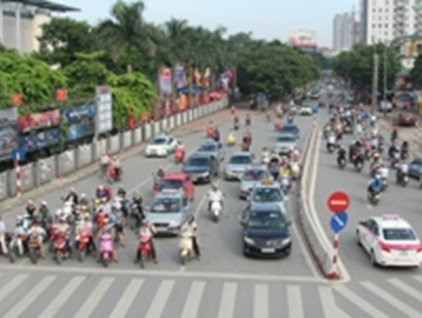 Tăng nặng mức phạt giao thông: Thuốc đắng dã tật