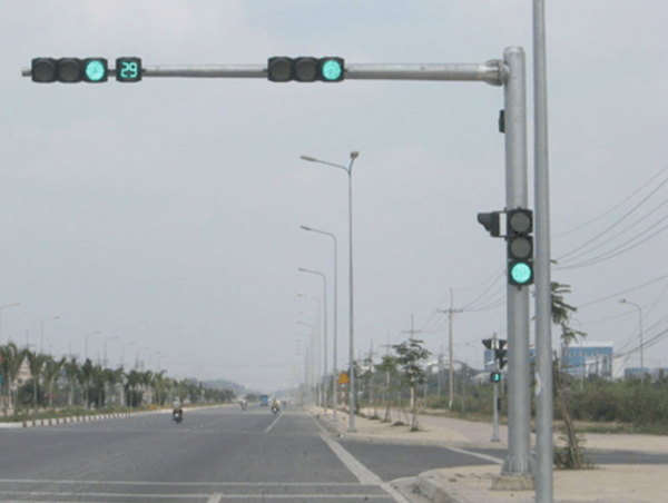 Hà Nội hoàn thành lắp đặt thêm 66 đèn tín hiệu giao thông