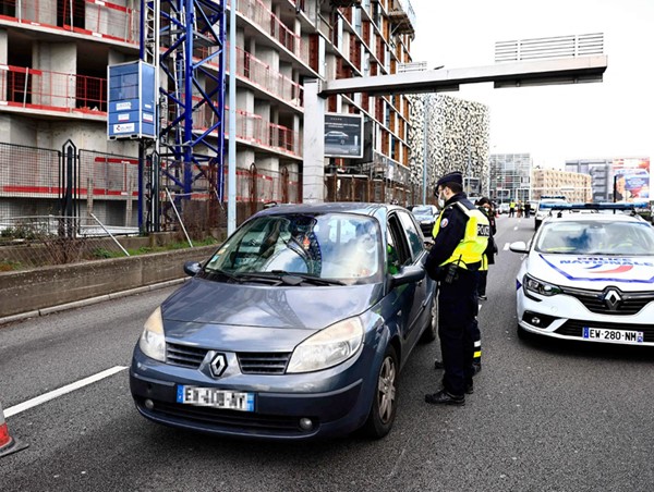 Bài học quản lý giao thông từ các quốc gia tiên tiến