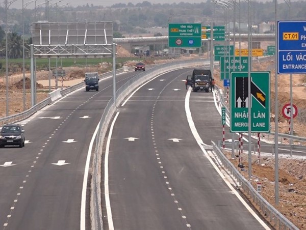 Đề xuất thu phí 6/12 tuyến cao tốc do Nhà nước đầu tư