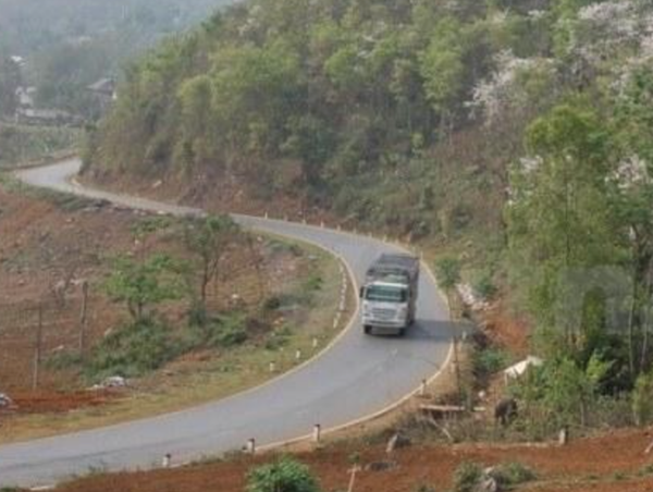 Xem xét đầu tư, nâng cấp QL 12B qua Hoà Bình trong giai đoạn 2026 - 2030