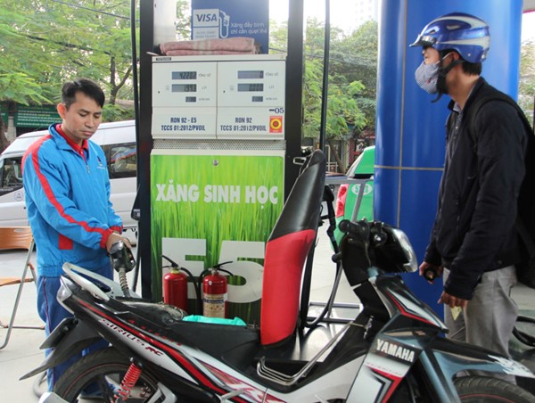 Phát triển giao thông xanh: cần chính sách ưu đãi với nhiên liệu xanh