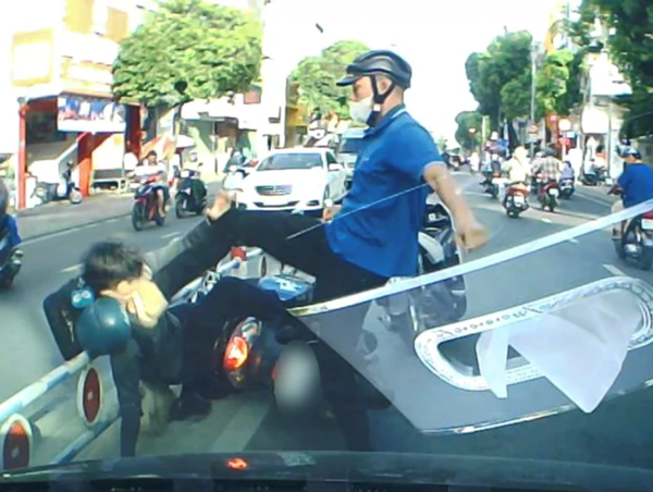 Phạt người đánh cô gái trên đường Khánh Hội 1 năm tù giam