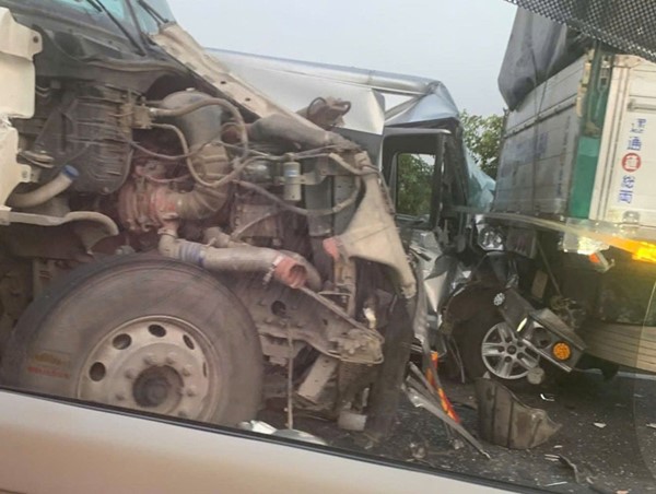 Xảy ra 58 vụ tai nạn giao thông, làm chết 35 người trong ngày 22/1