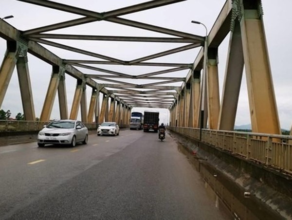 Cho phép tất cả phương tiện lưu thông trở lại trên Cầu Hồ, Bắc Ninh